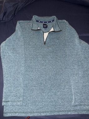 Gap 1/4 zip sweater